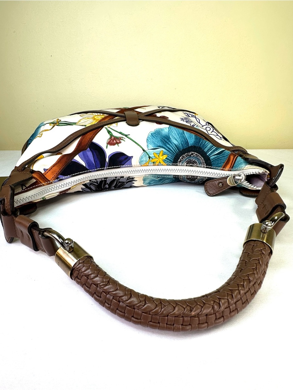Salvatore Ferragamo Floral Multicolor Canvas & Leather Hobo bag - Picture 13 of 17